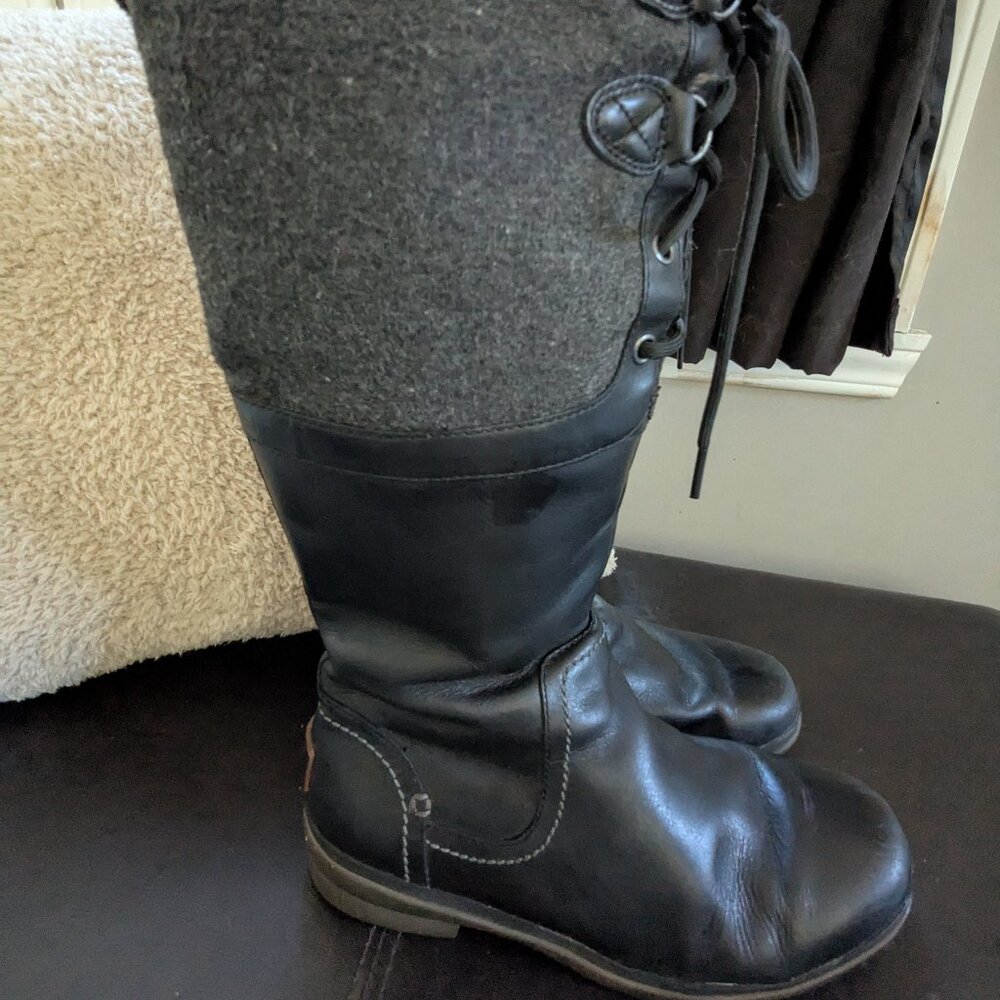 Women's Black and Gray Lace-Up Boots